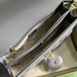 Gucci Women GG Matelassé Small Bag Light Grey Double G – Bild 9