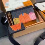 Louis Vuitton LV Unisex LV x YK Gaston Wearable Wallet Monogram Eclipse Reverse Coated Canvas – Bild 3