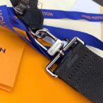 Louis Vuitton LV Unisex LV x YK Gaston Wearable Wallet Monogram Eclipse Reverse Coated Canvas – Bild 10