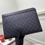 Louis Vuitton LV Unisex Pochette Jour Monogram Eclipse Coated Canvas Cowhide Leather – Image 5