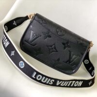 Louis Vuitton LV Women Diane Black Embossed Supple Grained Cowhide Leather (6)