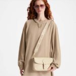 Louis Vuitton LV Women Diane Crème Beige Embossed Supple Grained Cowhide Leather – Bild 13