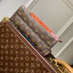 Louis Vuitton LV Women LV x YK OnTheGo PM​ Monogram Coated Canvas Pumpkin Print – Bild 6