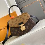 Louis Vuitton LV Women Tilsitt Monogram Monogram Reverse Coated Canvas - Imagen 2