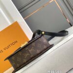 Louis Vuitton LV Women Tilsitt Monogram Monogram Reverse Coated Canvas - Imagen 5