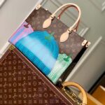 Louis Vuitton Unisex LVxYK OnTheGo MM Monogram Coated Canvas Pumpkin Print - immagine 4