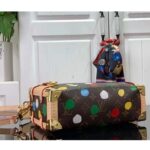 Louis Vuitton Unisex LVxYK Side Trunk Monogram Coated Canvas 3D Painted Dots Print – Bild 4