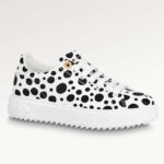 Louis Vuitton Donna LV x YK Time Out Sneaker in pelle di vitello stampata bianca con monogramma e fiori