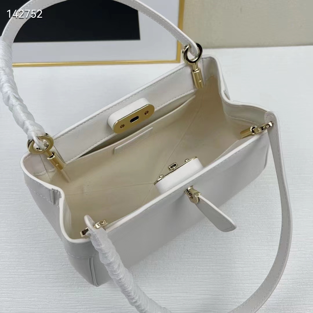 Dior Women CD Small Dior Key Bag Dusty Ivory Box Calfskin (10)