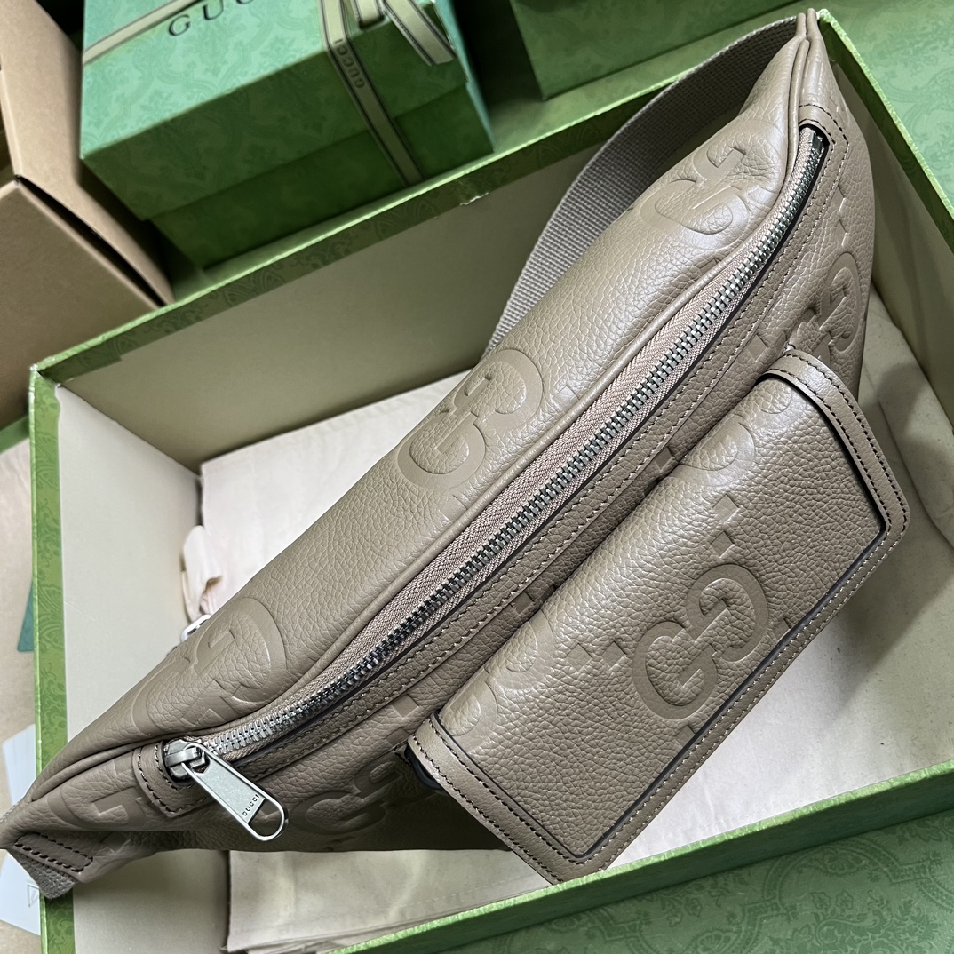 Gucci Unisex GG Jumbo GG Belt Bag Taupe Leather Zip Closure (7)