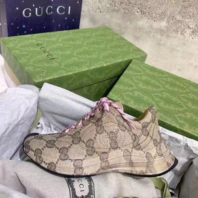 Gucci Unisex GG Run Sneaker Beige Ebony Leather GG Water Transfer Print (7)