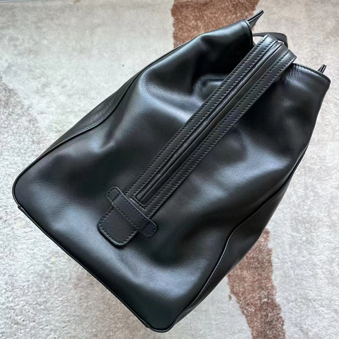 Gucci Unisex Large Tote Bag Tonal Double G Black Leather Original GG Canvas (10)