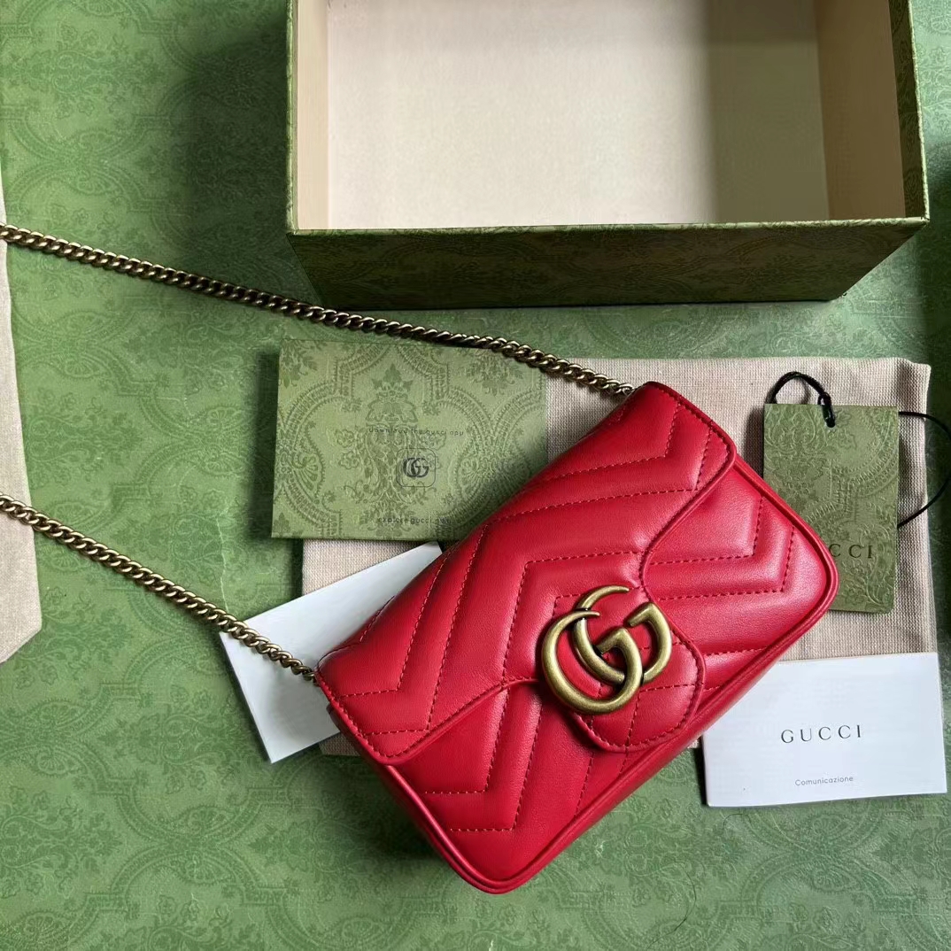 Gucci Women GG Marmont Matelassé Super Mini Bag Red Matelassé Chevron Leather (5)