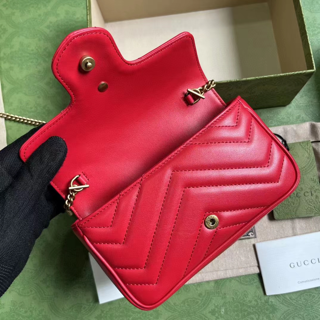Gucci Women GG Marmont Matelassé Super Mini Bag Red Matelassé Chevron Leather (9)