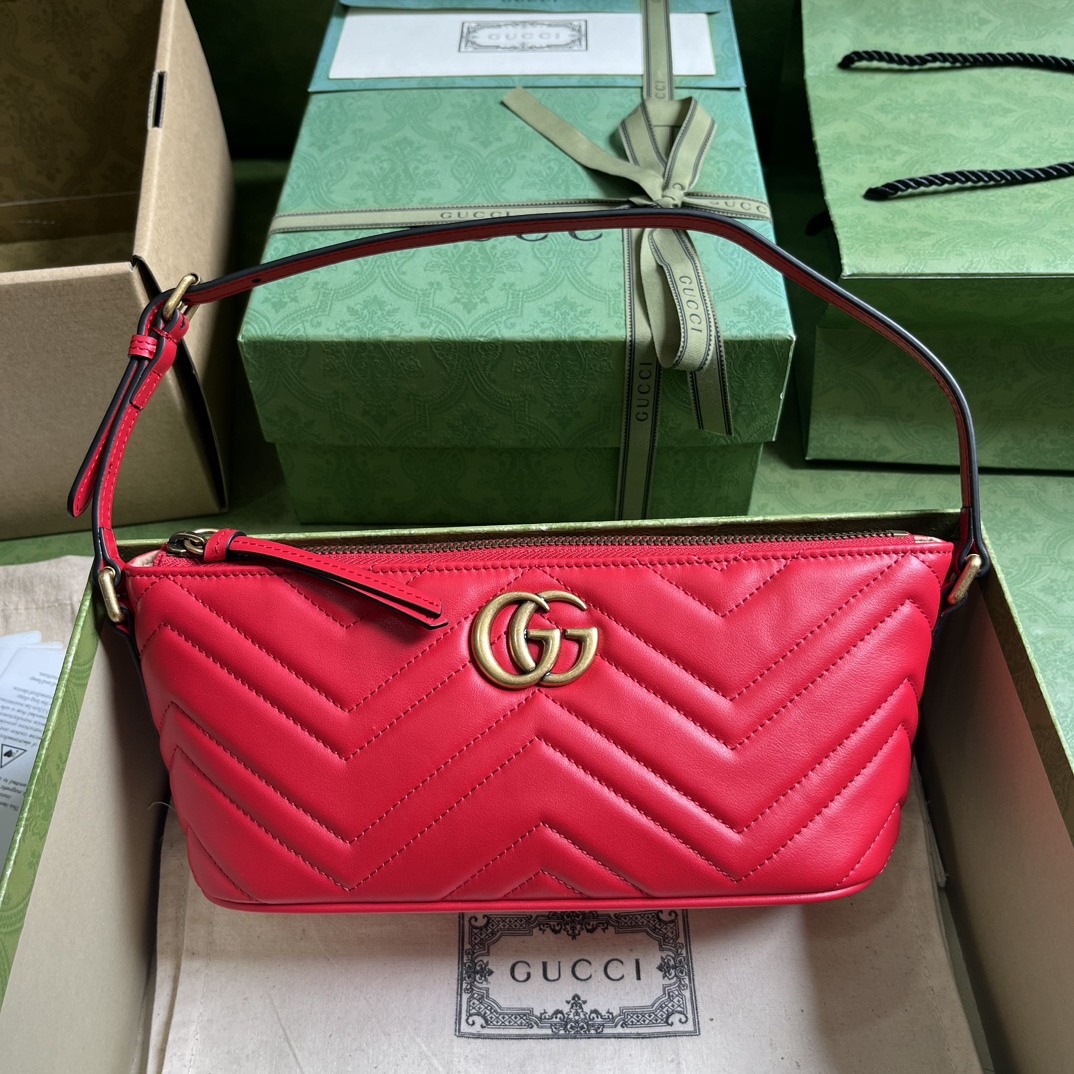 Gucci Women GG Marmont Small Shoulder Bag Red Matelassé Chevron Leather (4)