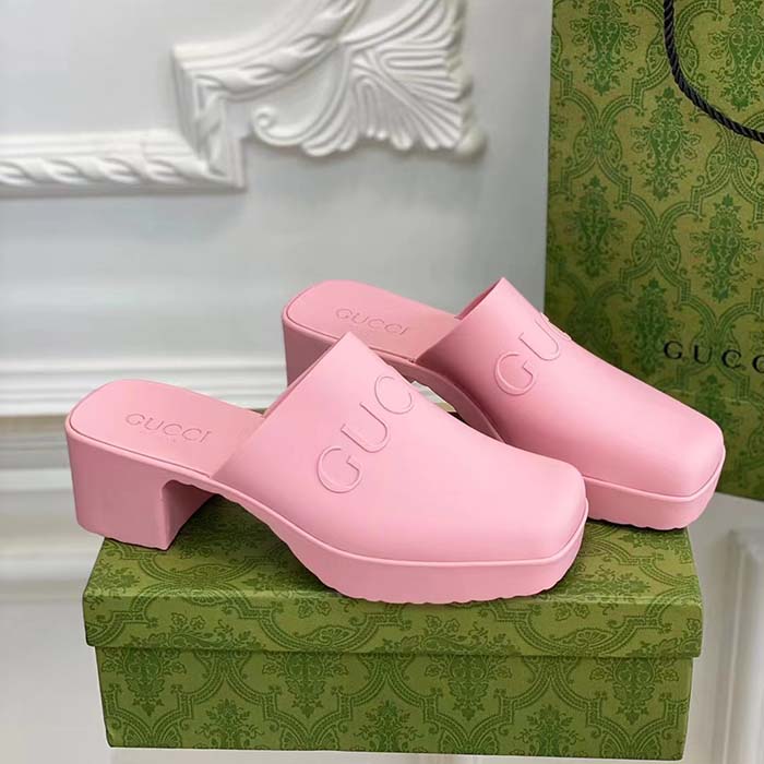 Gucci Women GG Slip-On Sandal Pink Rubber Embossed Logo Square Toe Chevron (2)