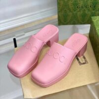 Gucci Women GG Slip-On Sandal Pink Rubber Embossed Logo Square Toe Chevron (6)