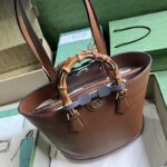 Gucci Women Gucci Diana Medium Tote Bag Double G Cuir Leather Bamboo Handles – Image 5