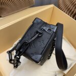 Louis Vuitton LV Men Mini Soft Trunk Bag Black Taurillon Cowhide Leather - Imagen 4