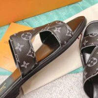 Louis Vuitton LV Unisex Oasis Mule Eclipse Black Monogram Grained Calf Leather Rubber (1)