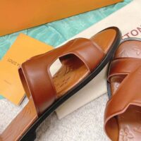 Louis Vuitton LV Unisex Oasis Mule Moka Brown Grained Calf Leather Rubber Outsole (9)