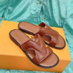 Louis Vuitton LV Unisex Oasis Mule Moka Brown Grained Calf Leather Rubber Outsole - immagine 2