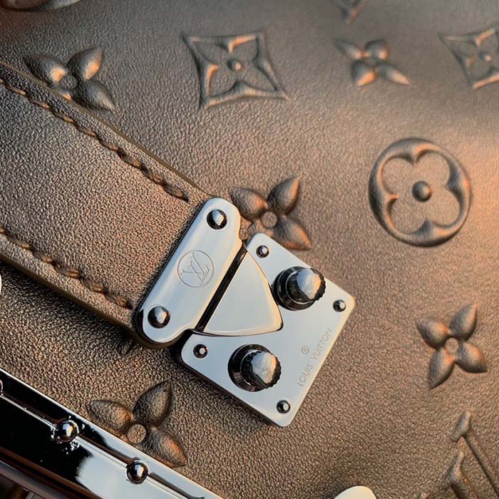 Louis Vuitton LV Unisex Side Trunk Handbag Light Gold Calfskin (6)