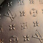 Louis Vuitton LV Unisex Side Trunk Handbag Light Gold Calfskin - immagine 8