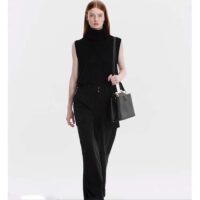 Louis Vuitton LV Women Capucines MM Handbag Black Taurillon Cowhide Leather (6)