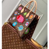 Louis Vuitton LV Women LV x YK OnTheGo MM Monogram Coated Canvas Faces Embroidery (10)