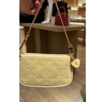 Louis Vuitton LV Women Multi Pochette Accessoires Yellow Monogram Vernis Embossed Patent Calf (7)