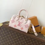 Louis Vuitton LV Women Seedy Bandoulière 20 Pink Embossed Supple Cowhide Leather M46518