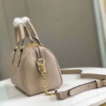 Louis Vuitton LV Women Speedy Bandoulière 20 Crème Beige Embossed Grained Cowhide Leather - Image 4