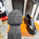 Louis Vuitton Unisex LV Archlight 2.0 Platform Loafer Black Glazed Calf Leather - Imagen 10