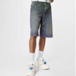 Louis Vuitton Unisex LV Trainer Maxi Sneaker White Mix of Materials Rubber - Image 12