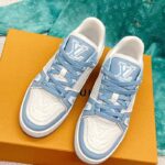 Louis Vuitton Unisex LV Trainer Sneaker Blue Mix of Materials Rubber Monogram Flowers - immagine 3