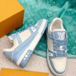 Louis Vuitton Unisex LV Trainer Sneaker Blue Mix of Materials Rubber Monogram Flowers - immagine 6