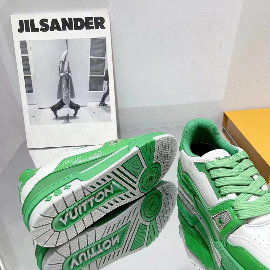 Louis Vuitton Unisex LV Trainer Sneaker Green Mini Monogram-Embossed Calf Monogram Leather (12)