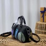 Louis Vuitton Unisex LV x YK Keepall 25 Monogram Eclipse Reverse Coated Canvas Pumpkin - immagine 5