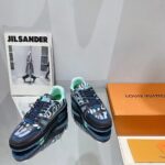 Louis Vuitton Unisex LV x YK LV Trainer Sneaker Navy Blue Camouflage-Printed Canvas Grained Calf – Bild 5