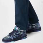 Louis Vuitton Unisex LV x YK LV Trainer Sneaker Navy Blue Camouflage-Printed Canvas Grained Calf – Bild 12