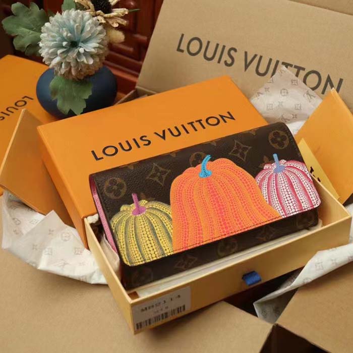 Louis Vuitton Unisex LV x YK Sarah Wallet Monogram Coated Canvas Pumpkin Print (3)