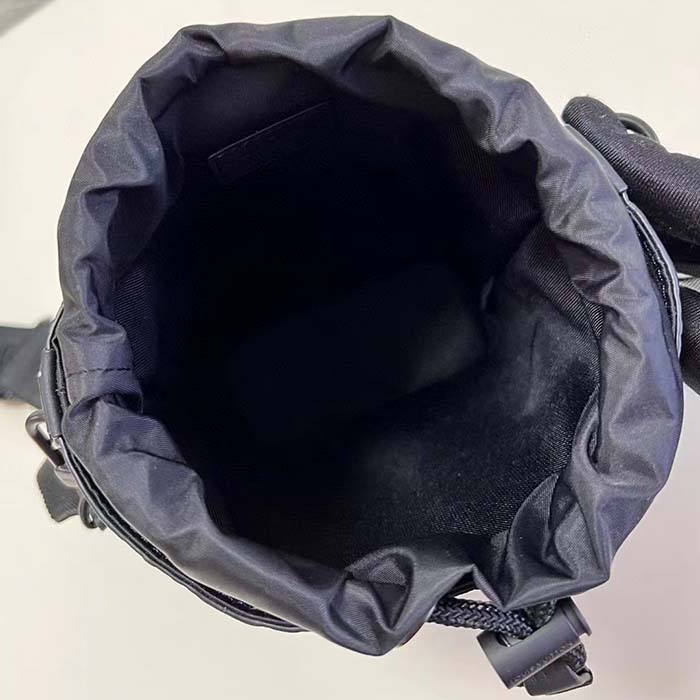 Louis Vuitton Unisex Noe Sling Black Calf Leather Textile Lining Drawstring Closure (8)