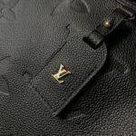 Louis Vuitton Unisex Trianon MM Black Embossed Grained Cowhide Leather - immagine 8