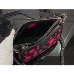 Louis Vuitton Women LV x YK Multi Pochette Accessoires Black Fuchsia Embossed Grained Monogram Empreinte Cowhide - Bild 6
