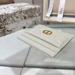Dior Unisex CD Dior Caro Five Slot Card Holder Cloud Latte Supple Cannage Calfskin - immagine 8