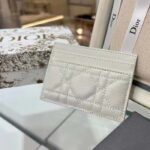 Dior Unisex CD Dior Caro Five Slot Card Holder Cloud Latte Supple Cannage Calfskin - immagine 4