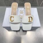 Dior Women CD C'est Dior Slide White Patent Calfskin Metal C D Initials - Imagen 3