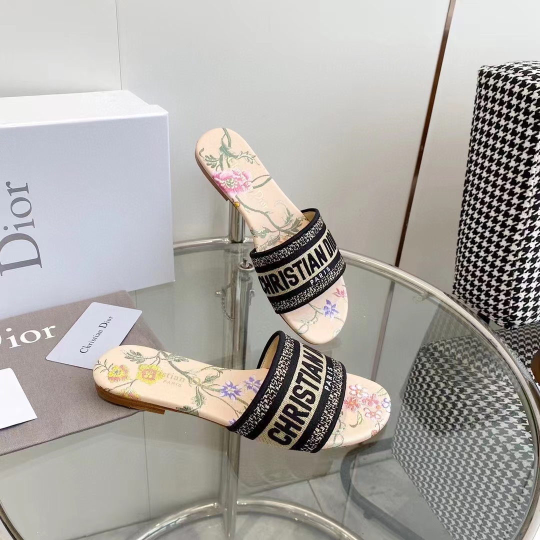Dior Women CD Dway Slide Beige Multicolor Raffia Embroidered Petites Fleurs
