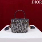 Dior Women Small CD Signature Vanity Case Blue Oblique Jacquard Leather Handle - immagine 5
